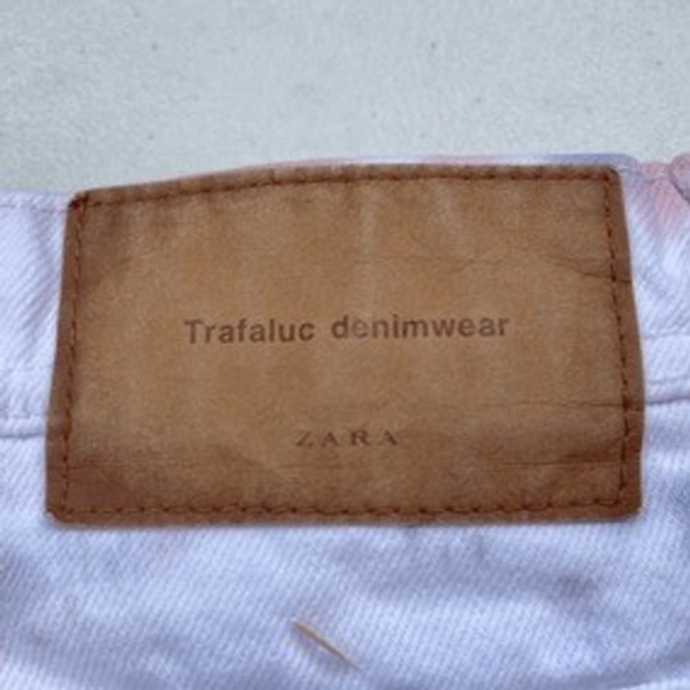 Zara Trafaluc Tie Dye High Rise Denim Shorts Pink Blue White Raw Hem Size 2 - Picture 2 of 6